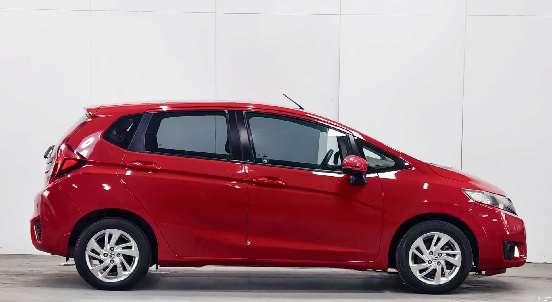 Honda Fit, 2015 8