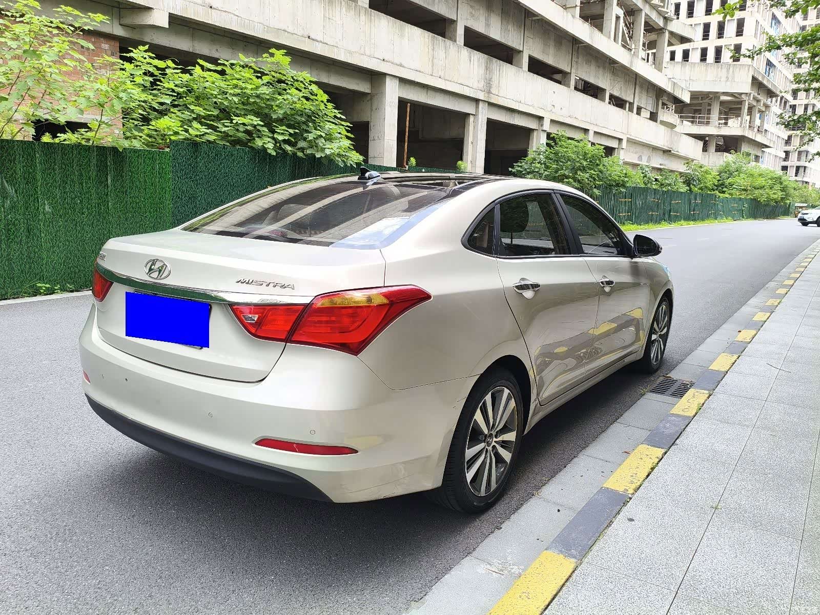 Hyundai GLS, 2016 10
