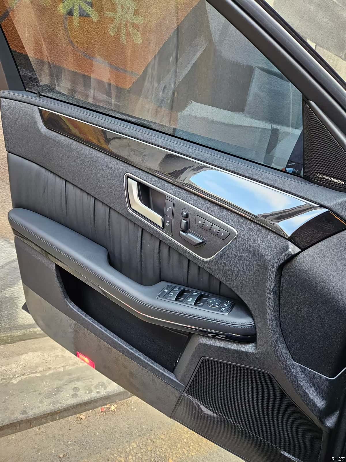 Mercedes-Benz E-Class, 2013 6