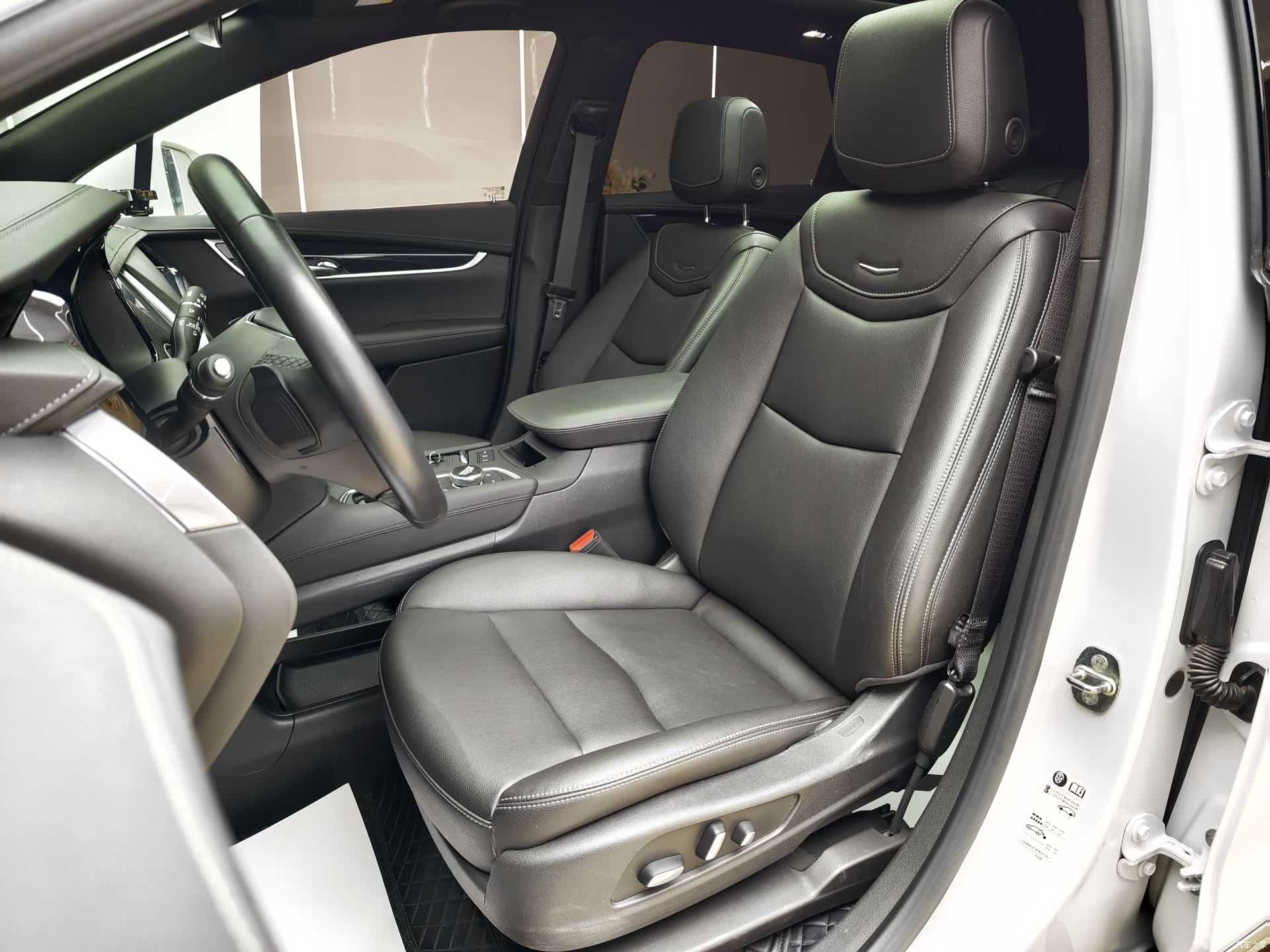 Cadillac XT5, 2023 9