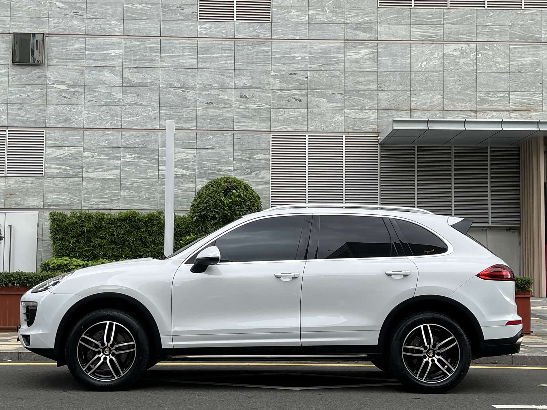 Porsche Cayenne, 2016 3