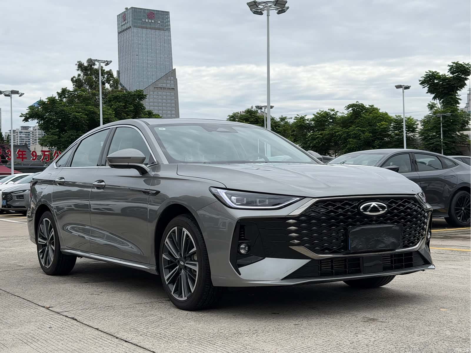 Chery Arrizo 8, 2026 3