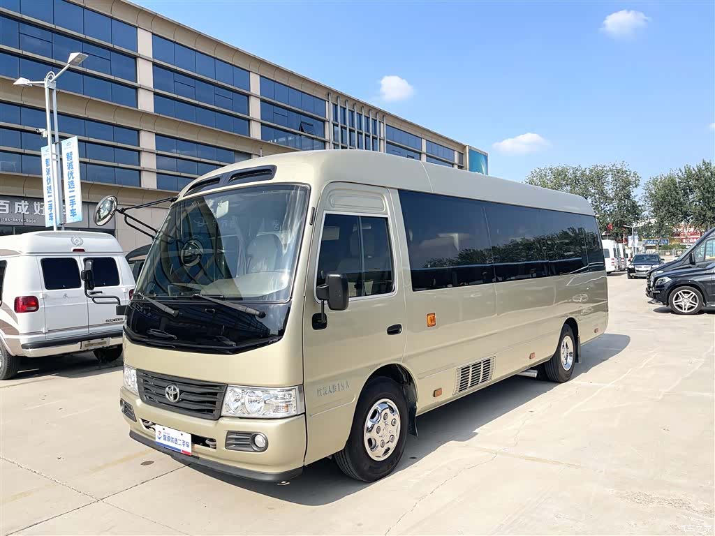 Toyota Coaster, 2018 1