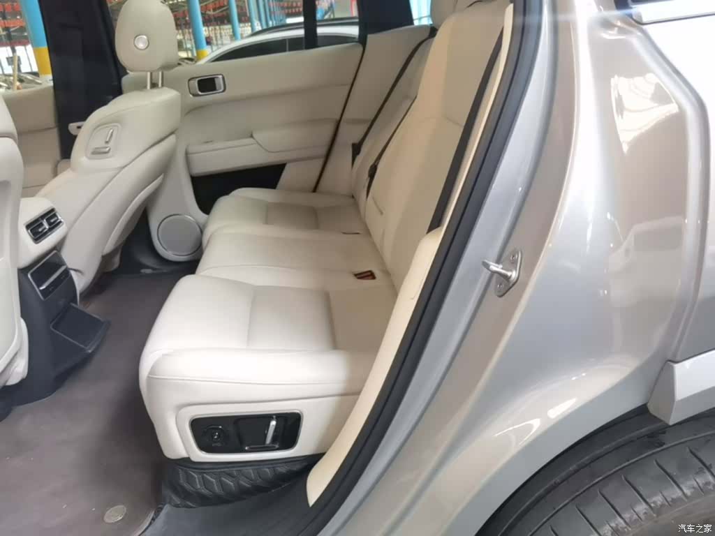 Li Auto L7, 2023 17