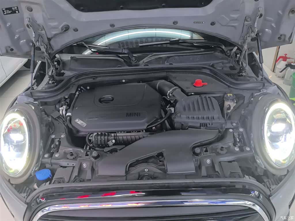 Mini ONE, 2021 20