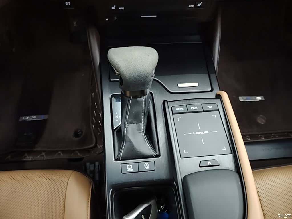 Lexus ES, 2021 6