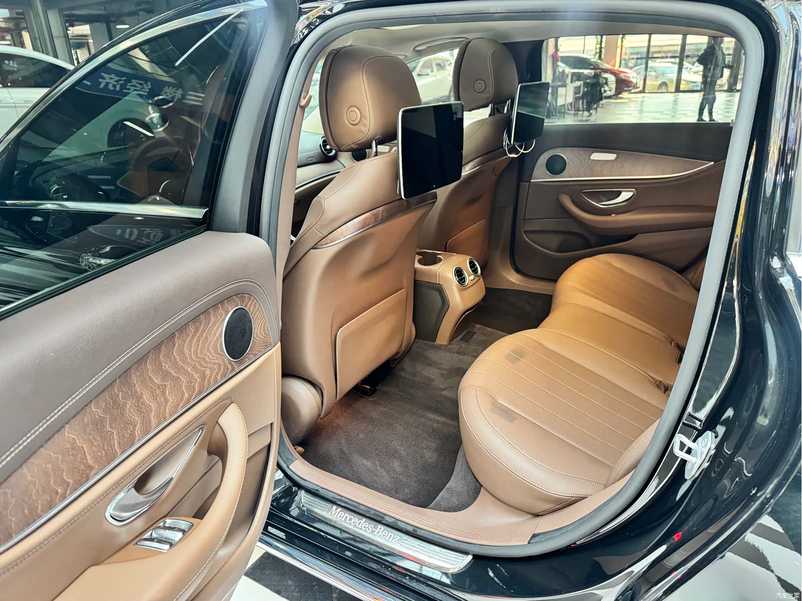 Mercedes-Benz E-Class, 2020 17