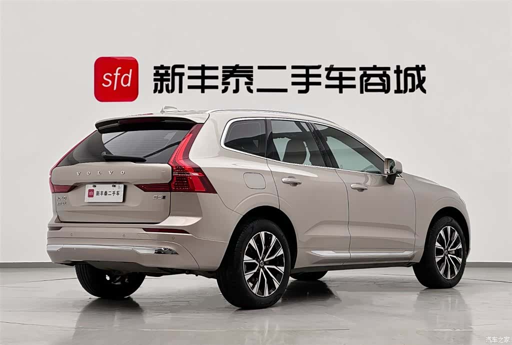 Volvo XC60, 2025 все фото