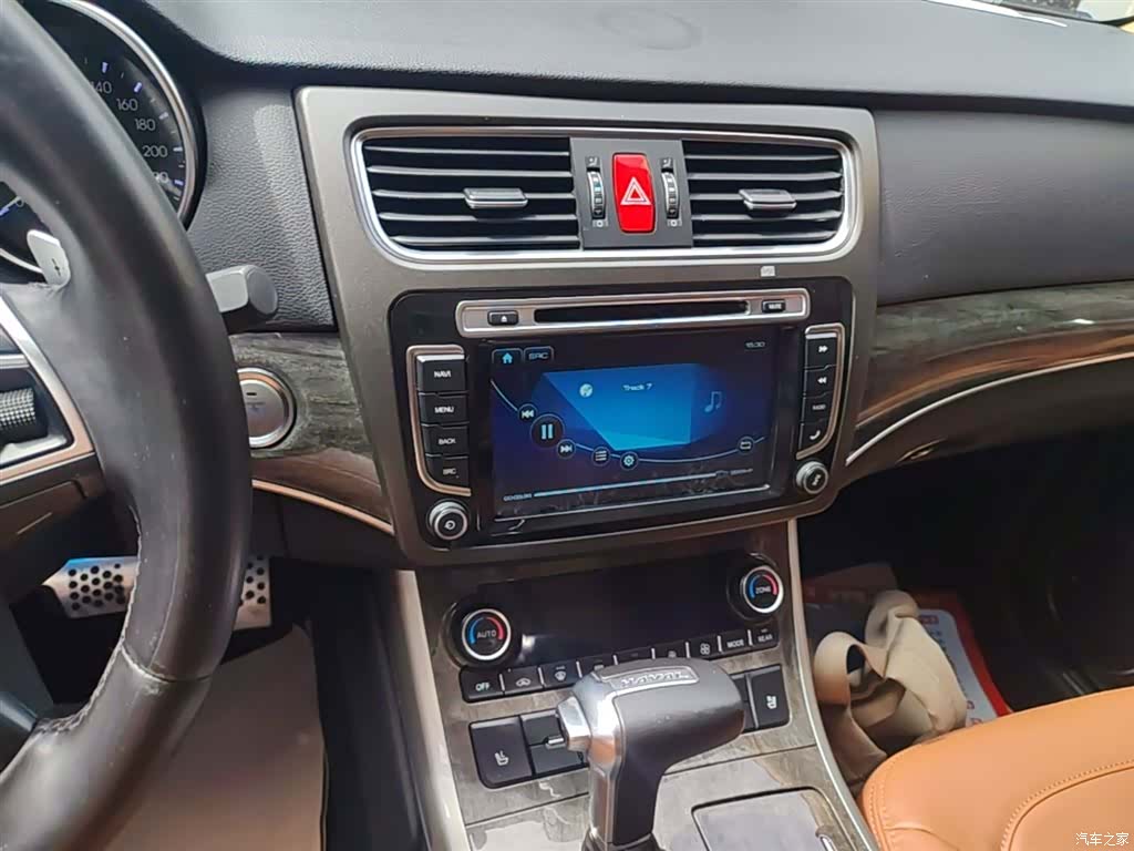 Haval H8, 2016 13