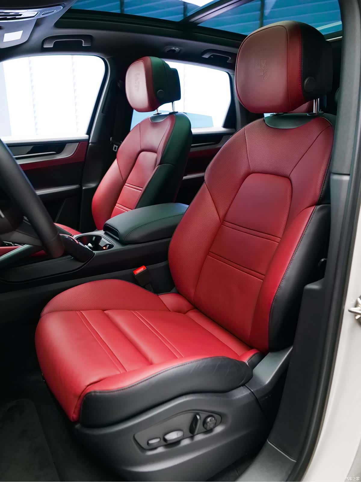Porsche Cayenne, 2024 15