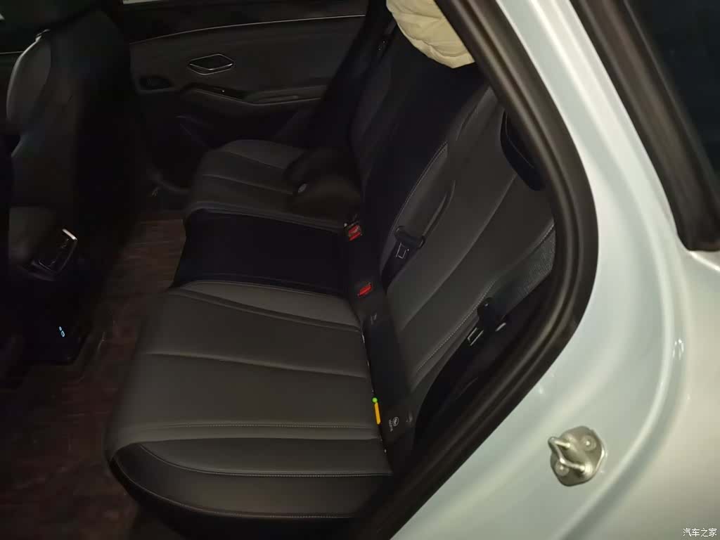 BYD Qin, 2025 15