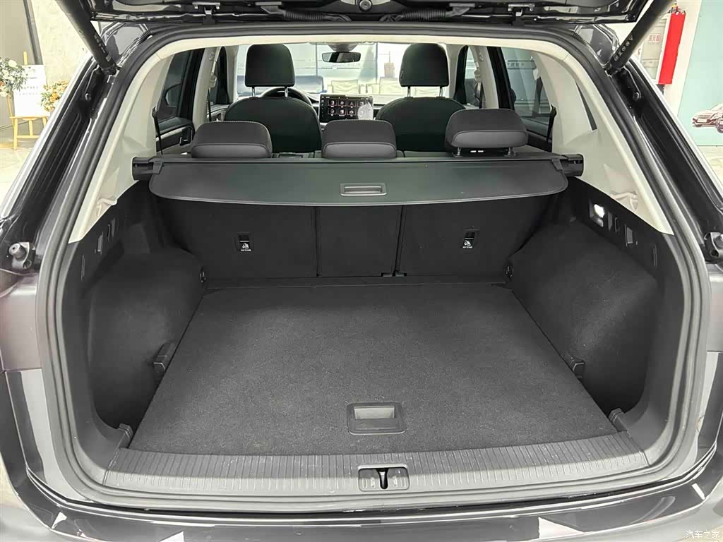 Volkswagen Tayron, 2023 16