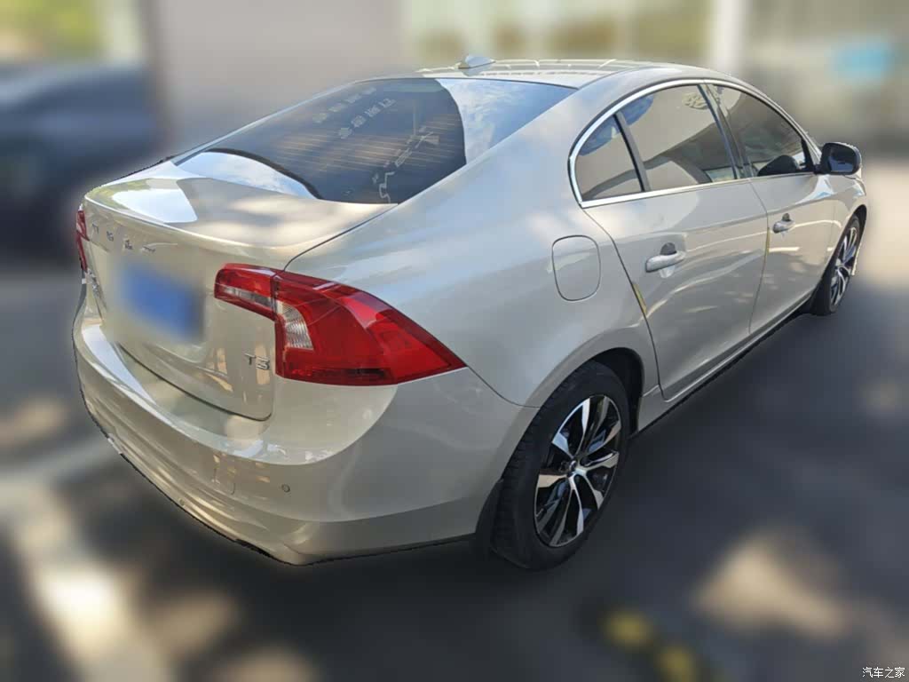 Volvo S60, 2018 12