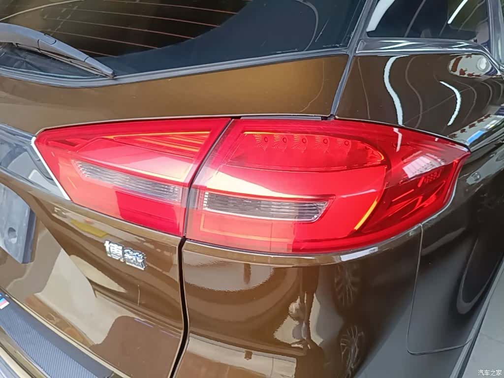 Geely Boyue, 2017 8