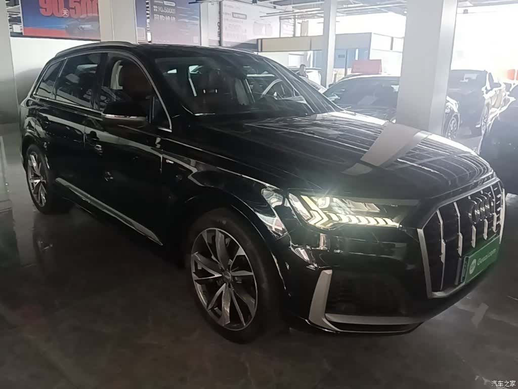 Audi Q7, 2020 4