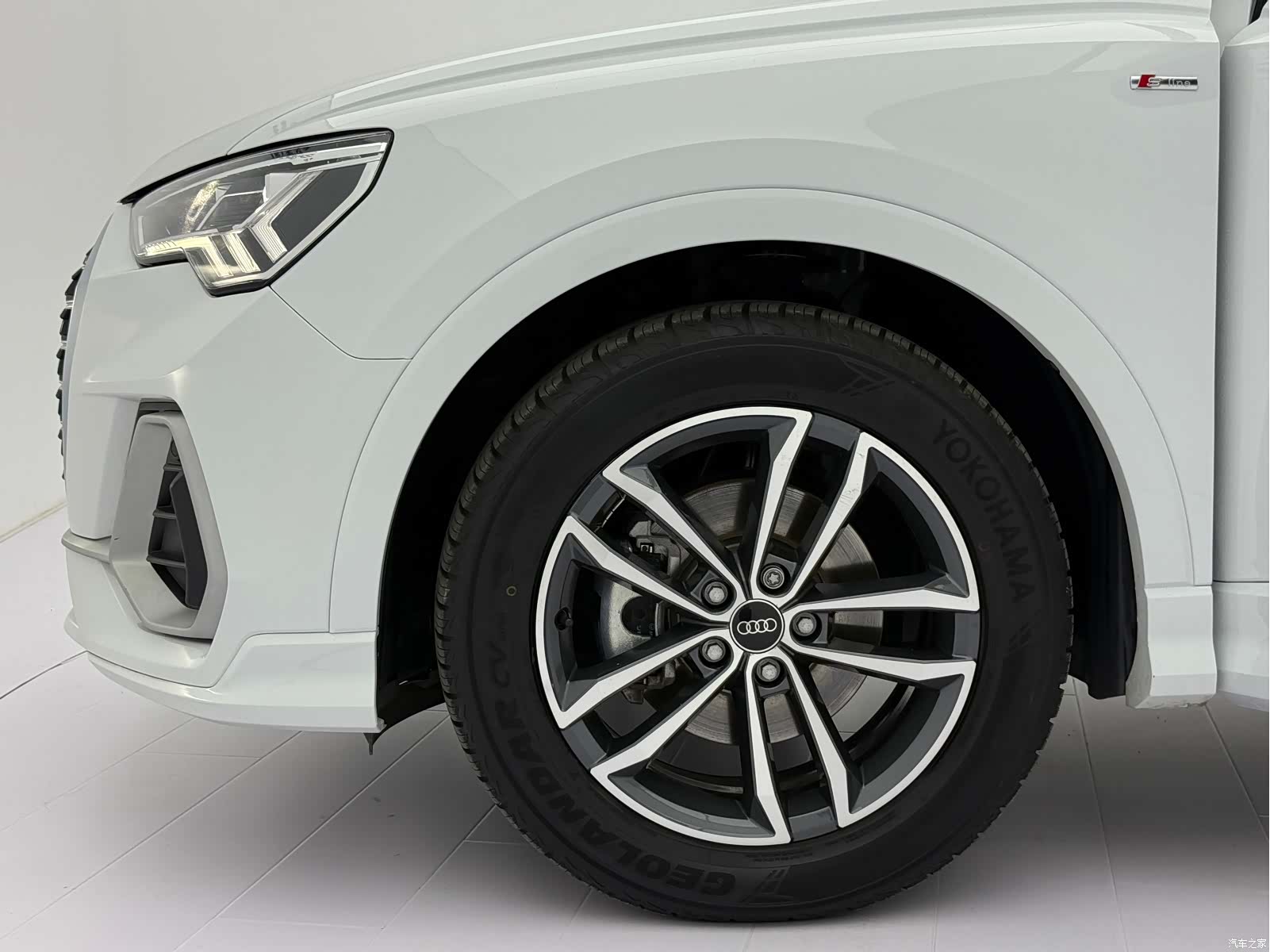 Audi Q3, 2023 22