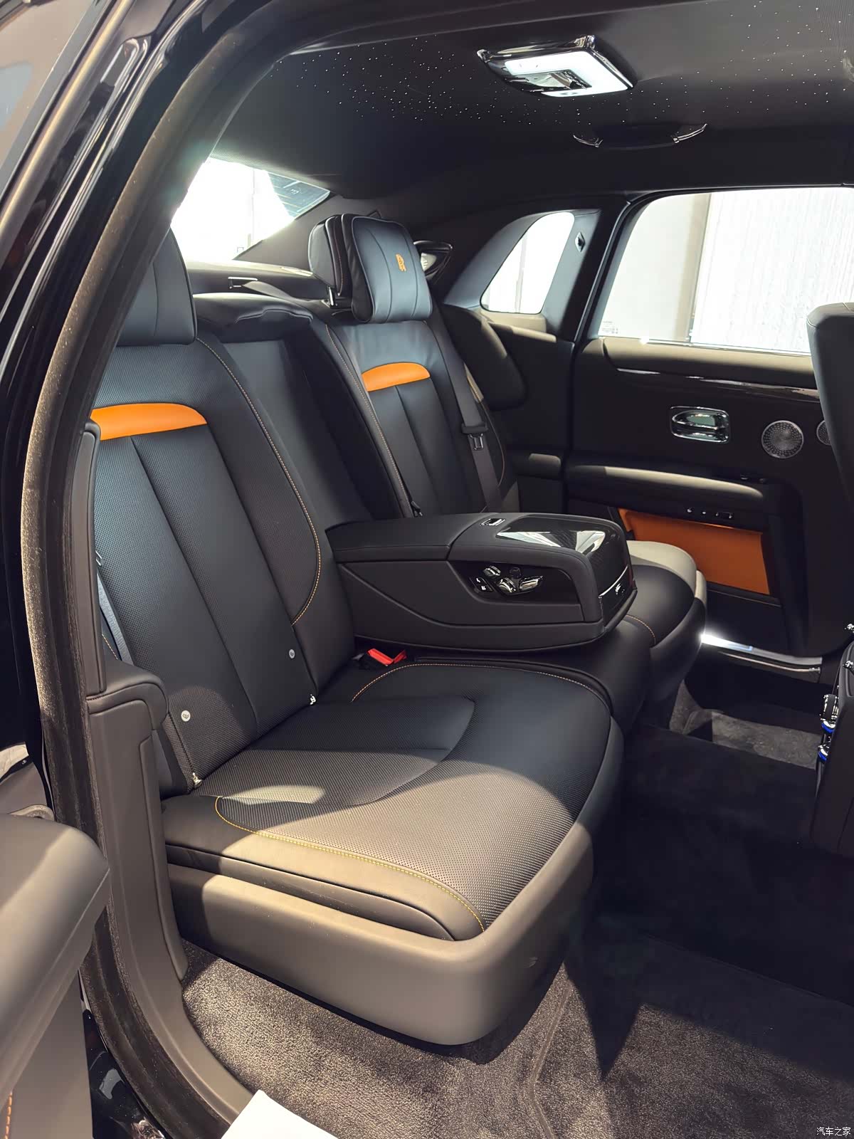 Rolls-Royce Ghost, 2026 13