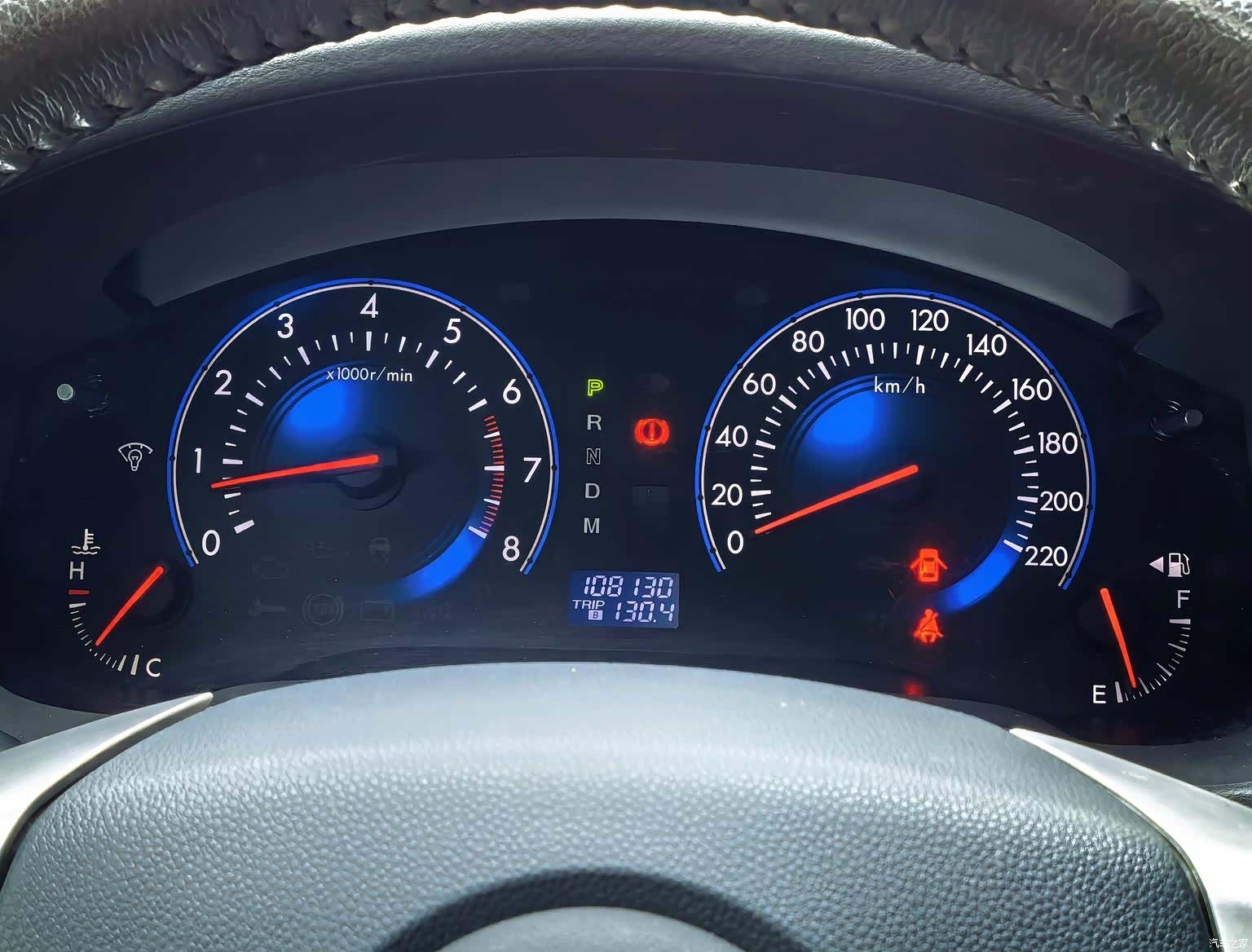 Mazda 8, 2013 21