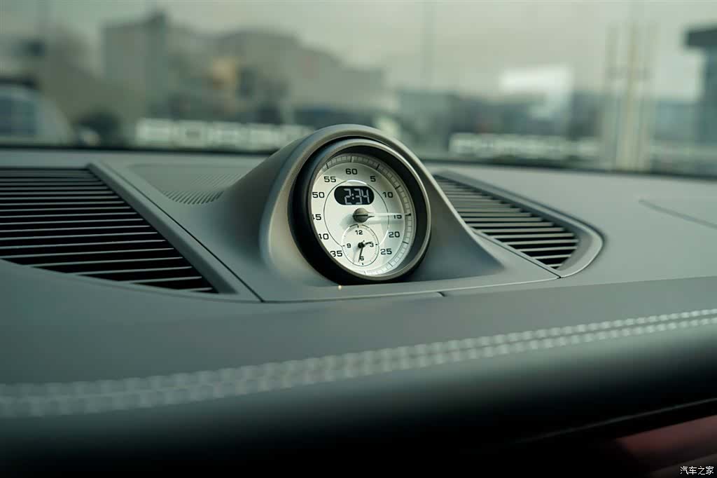 Porsche Macan, 2025 19