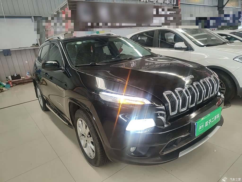 Jeep Cherokee, 2018 4