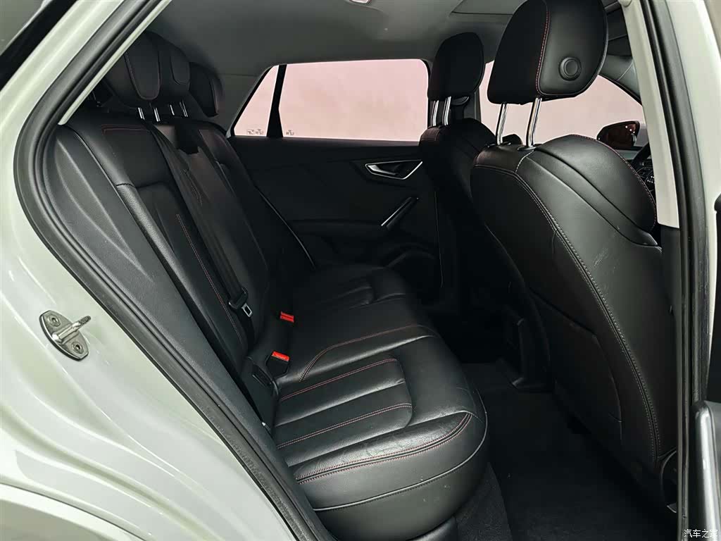 Audi Q2L, 2022 23