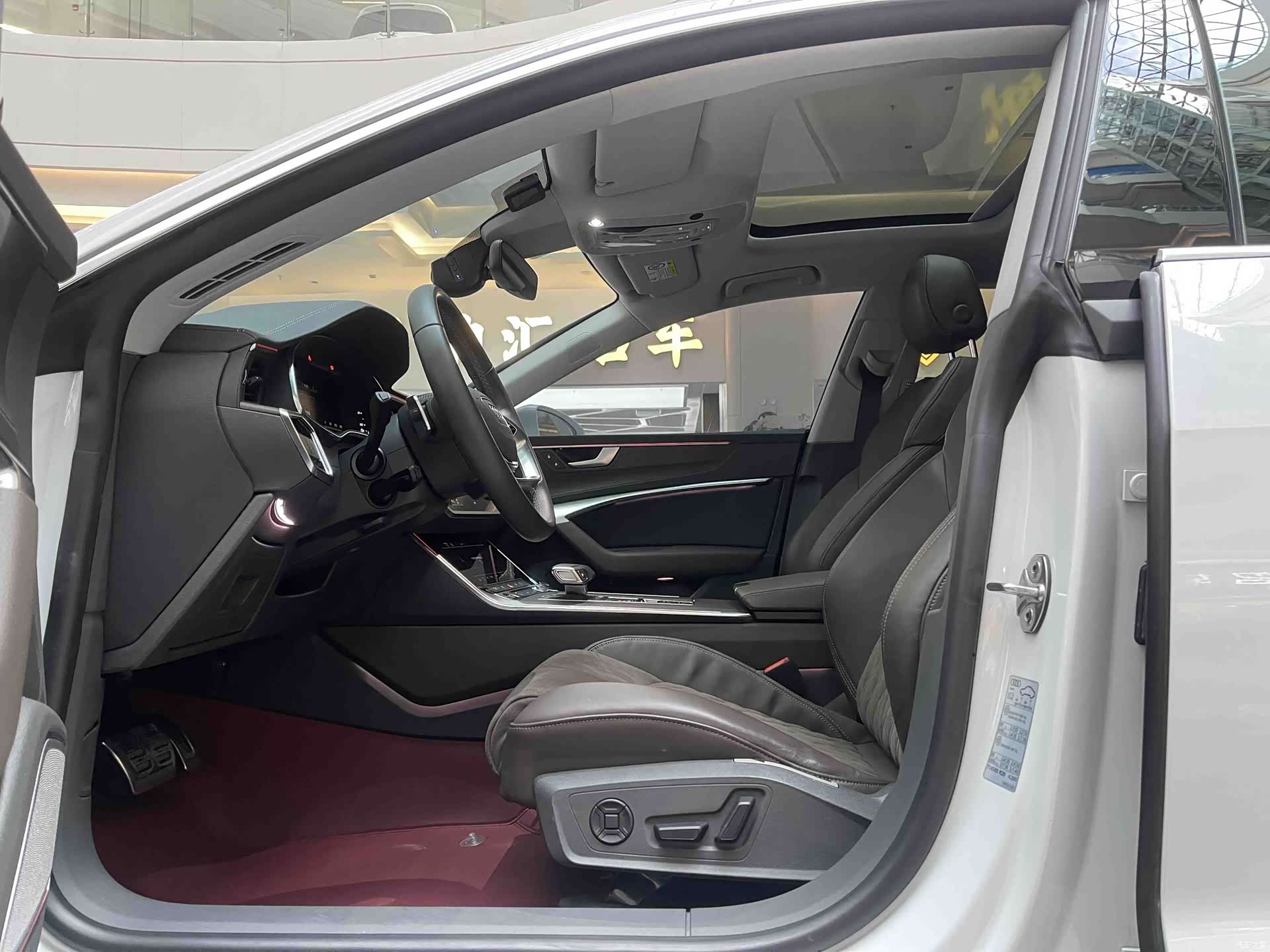 Audi A7L, 2023 9