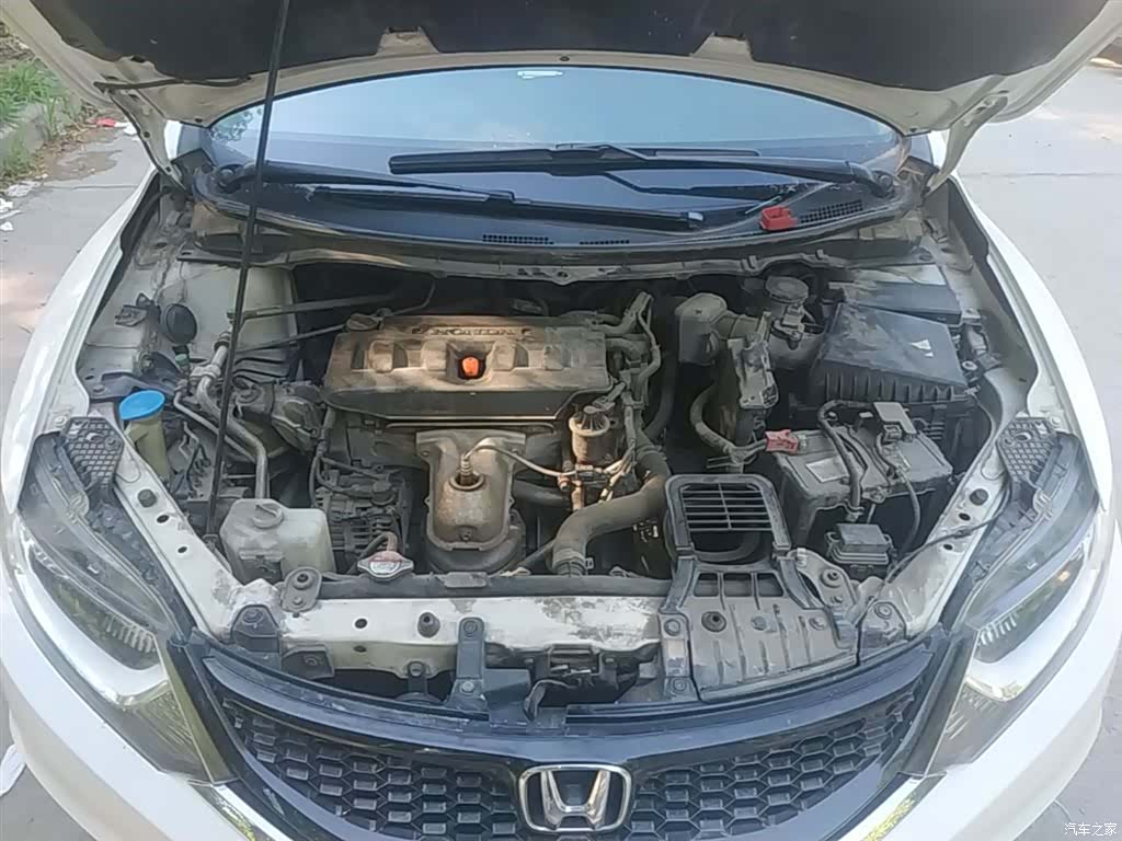 Honda Jade, 2015 20