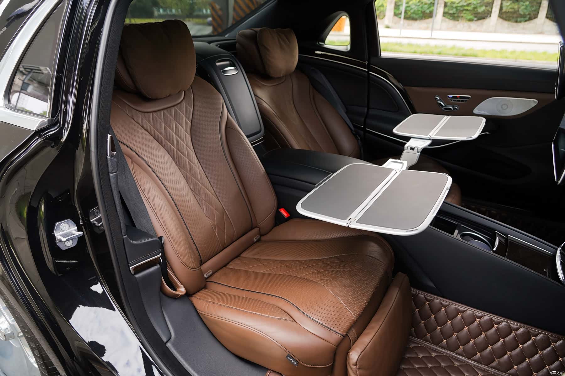 Maybach S-Class, 2019 6