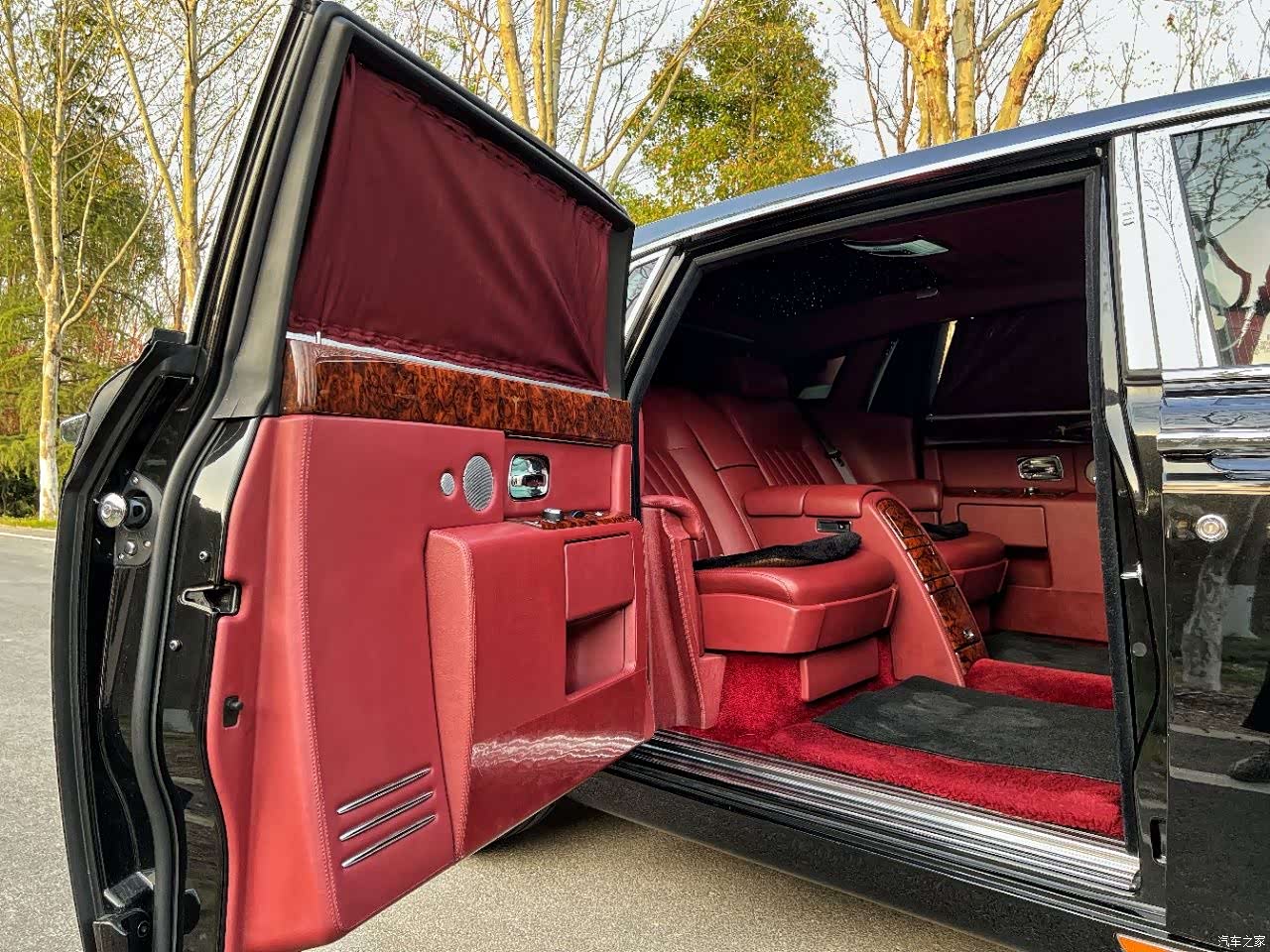Rolls-Royce Phantom, 2011 7