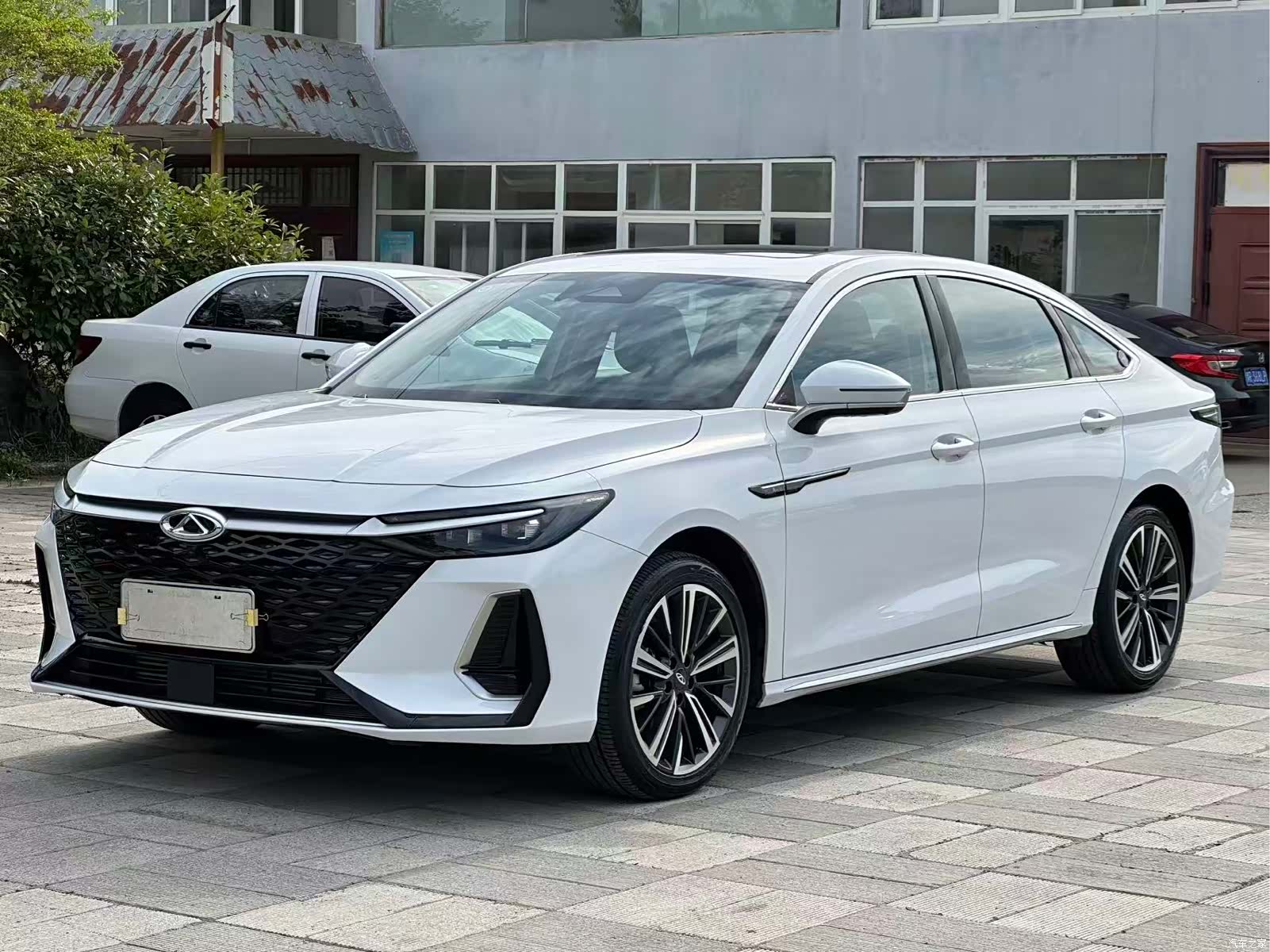 Chery Arrizo 8, 2025 1