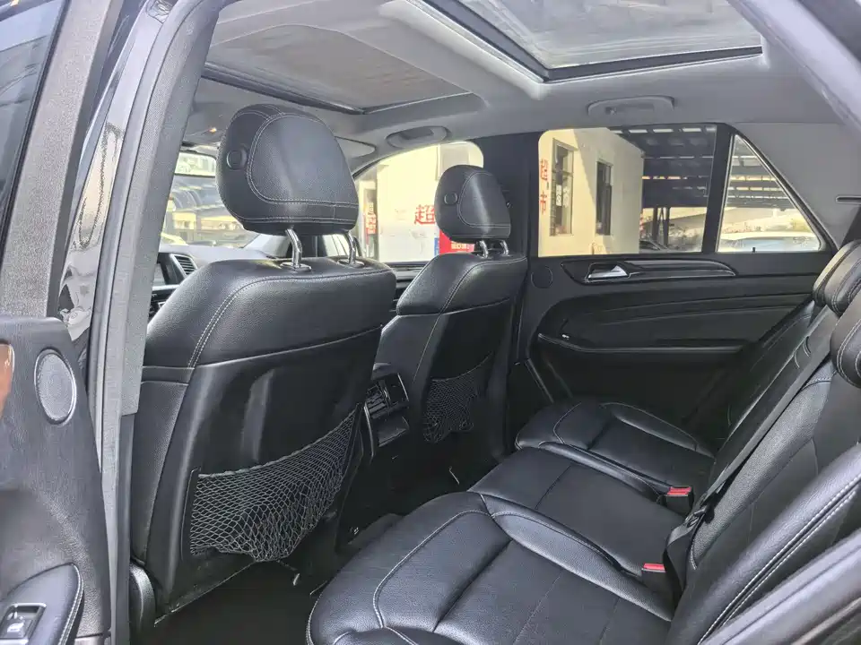 Mercedes-Benz M class