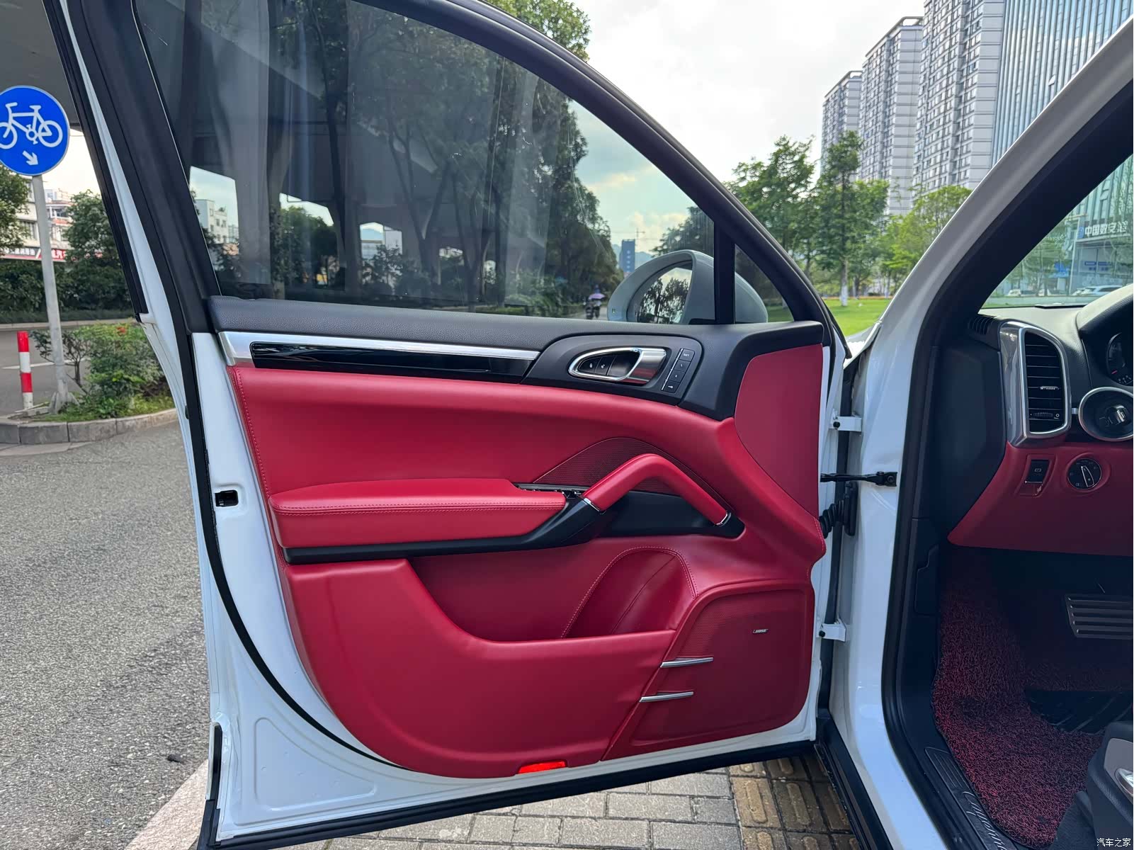 Porsche Cayenne, 2015 все фото