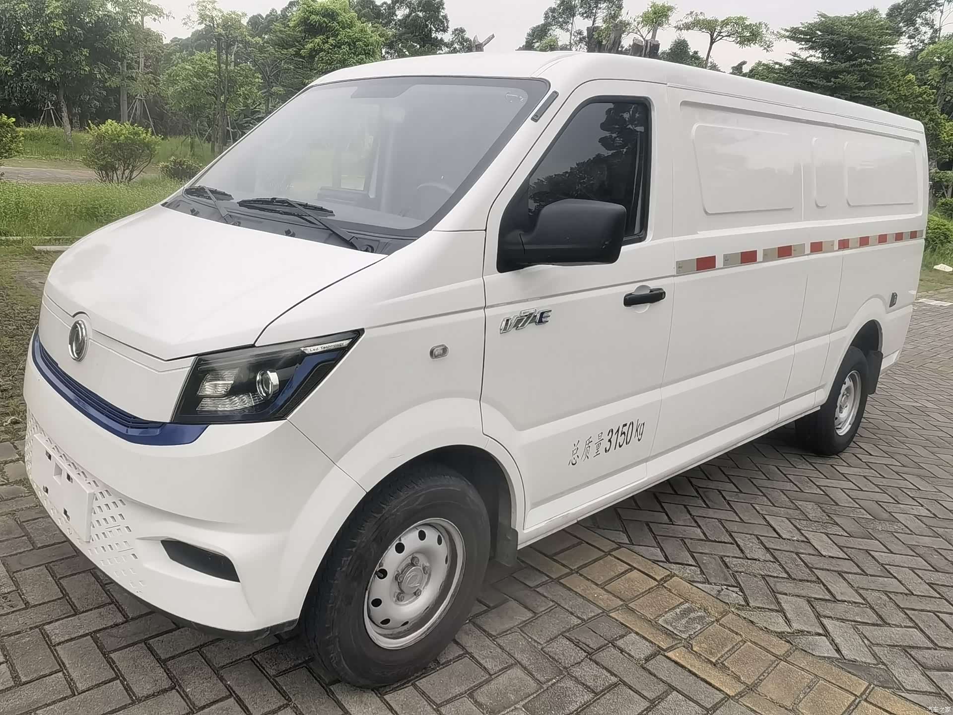 DongFeng EM27, 2025 1