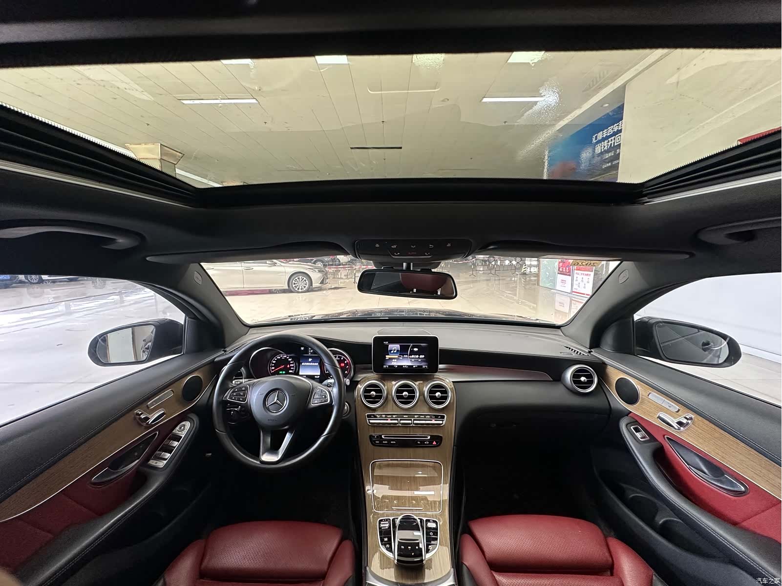 Mercedes-Benz GLC, 2018 15