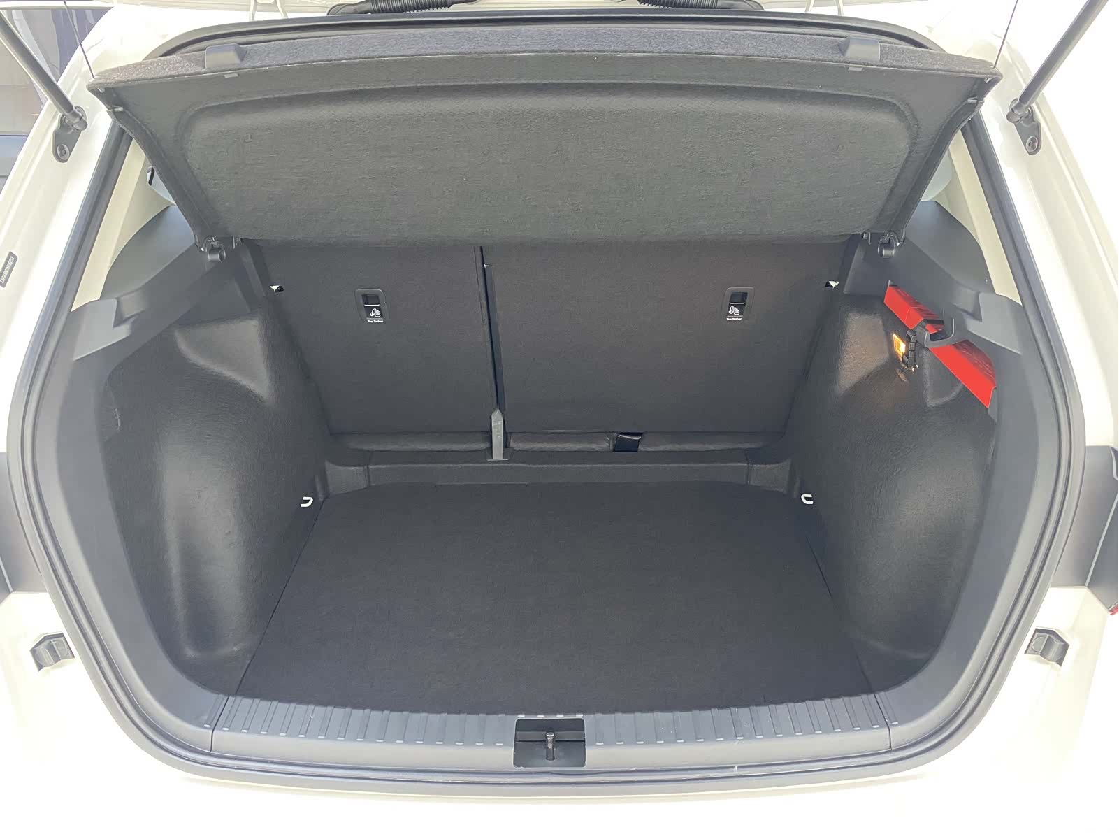 Volkswagen Tharu, 2023 22