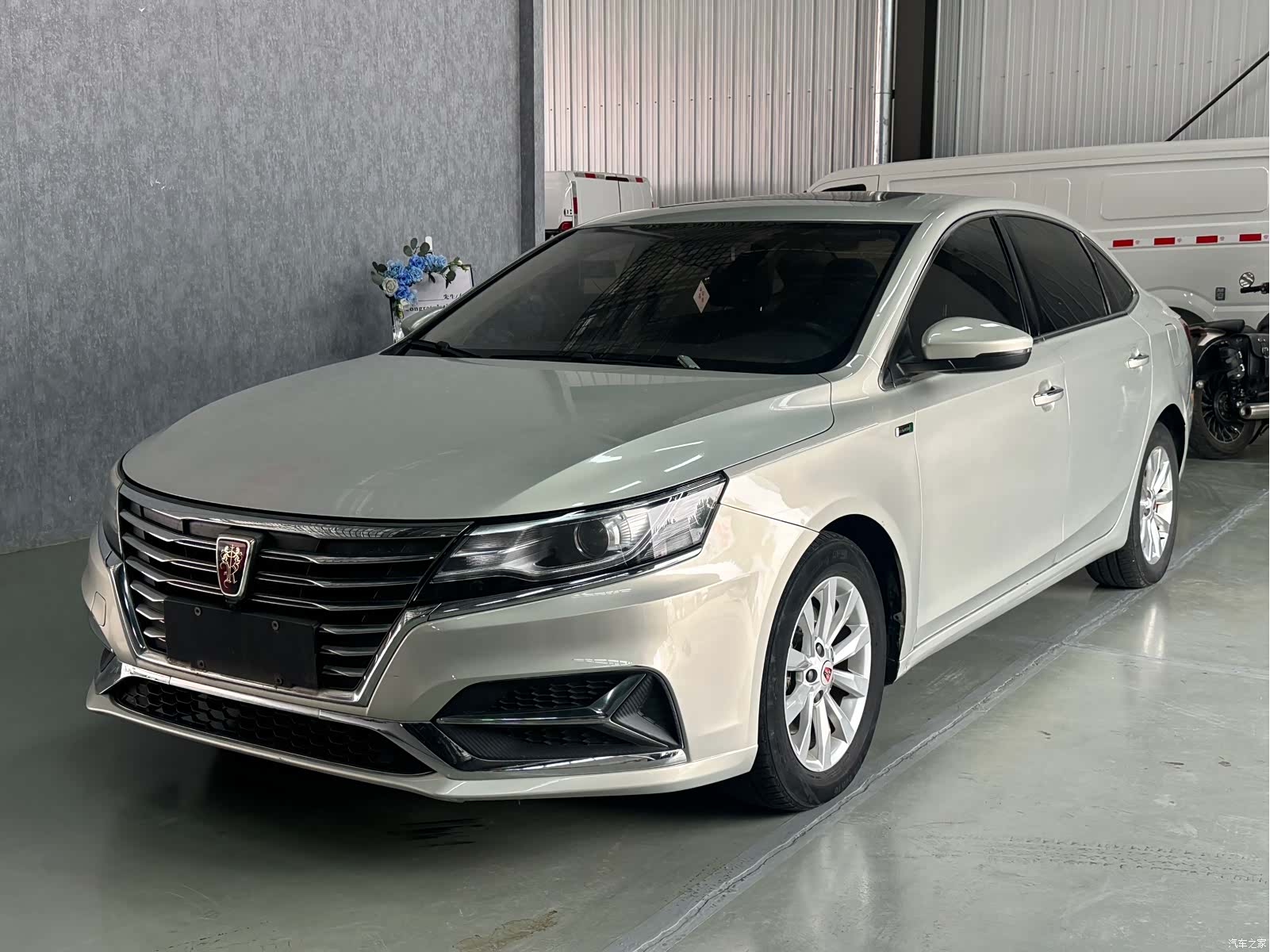 Roewe i6
