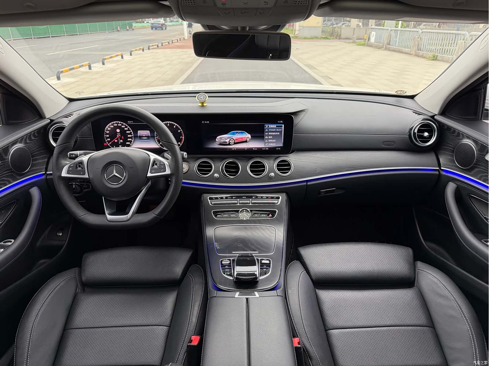 Mercedes-Benz E-Class, 2018 8