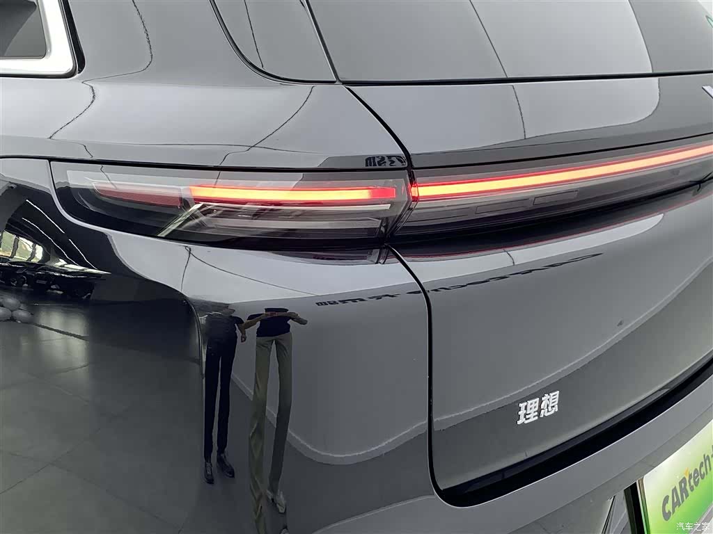 Li Auto L8, 2024 32