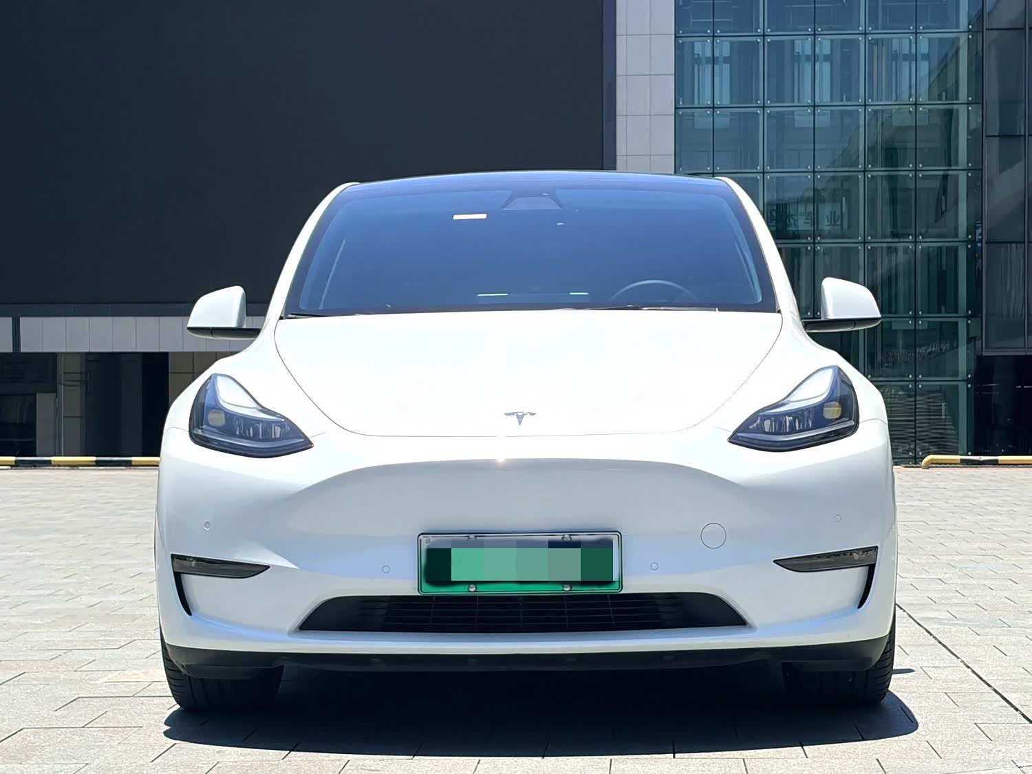 Tesla Model Y, 2021 3