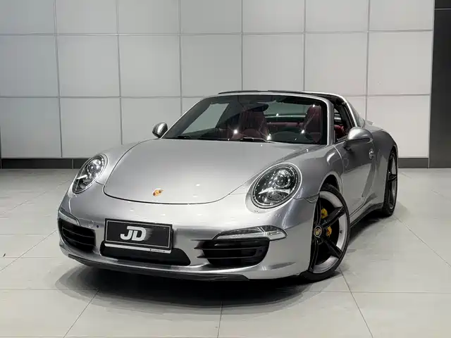 Porsche 911 2015 — купить из Китая под заказ