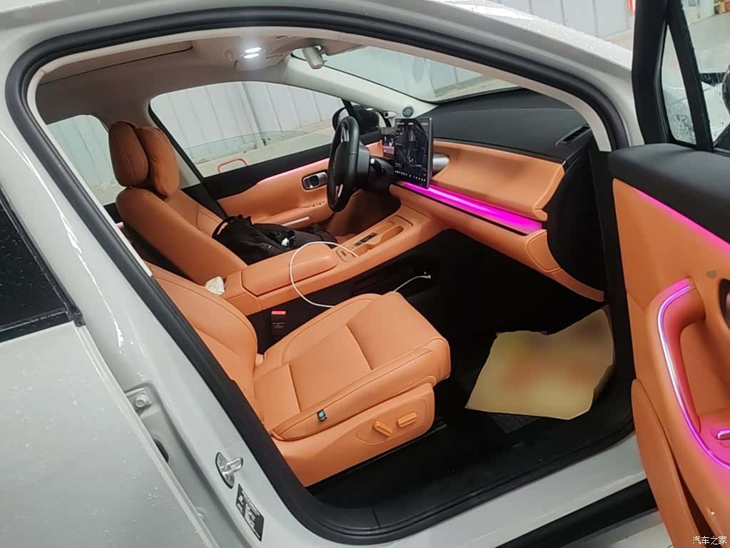Leapmotor C10, 2025 25