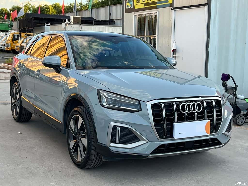 Audi Q2L, 2022 2