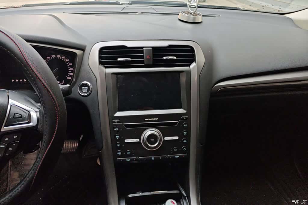 Ford Mondeo, 2017 13