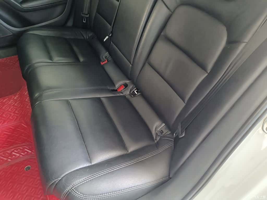 Audi A4L, 2016 17