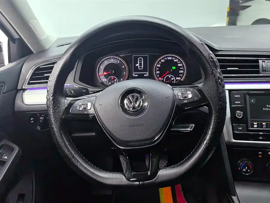 Volkswagen Lingdu
