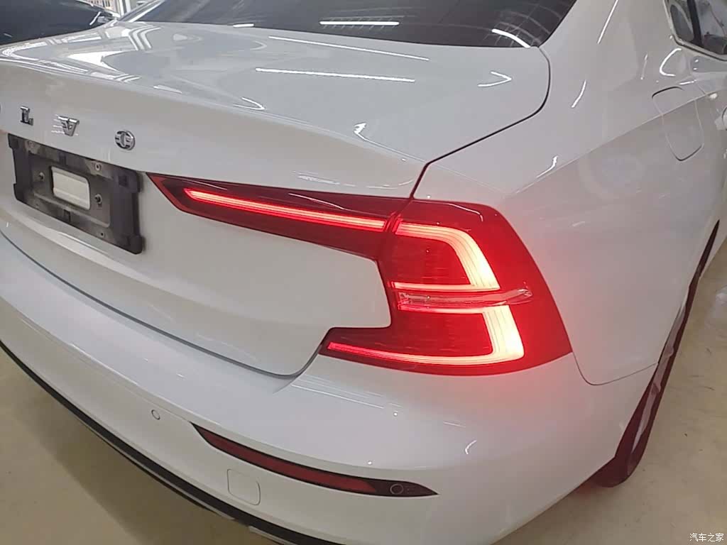Volvo S60, 2021 24