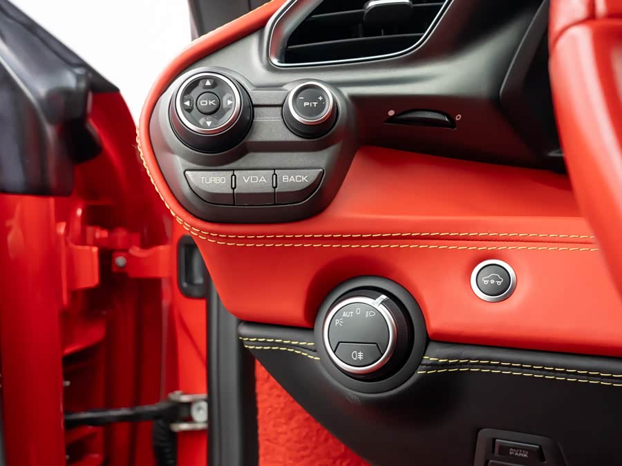 Ferrari 488 2018, фото 5
