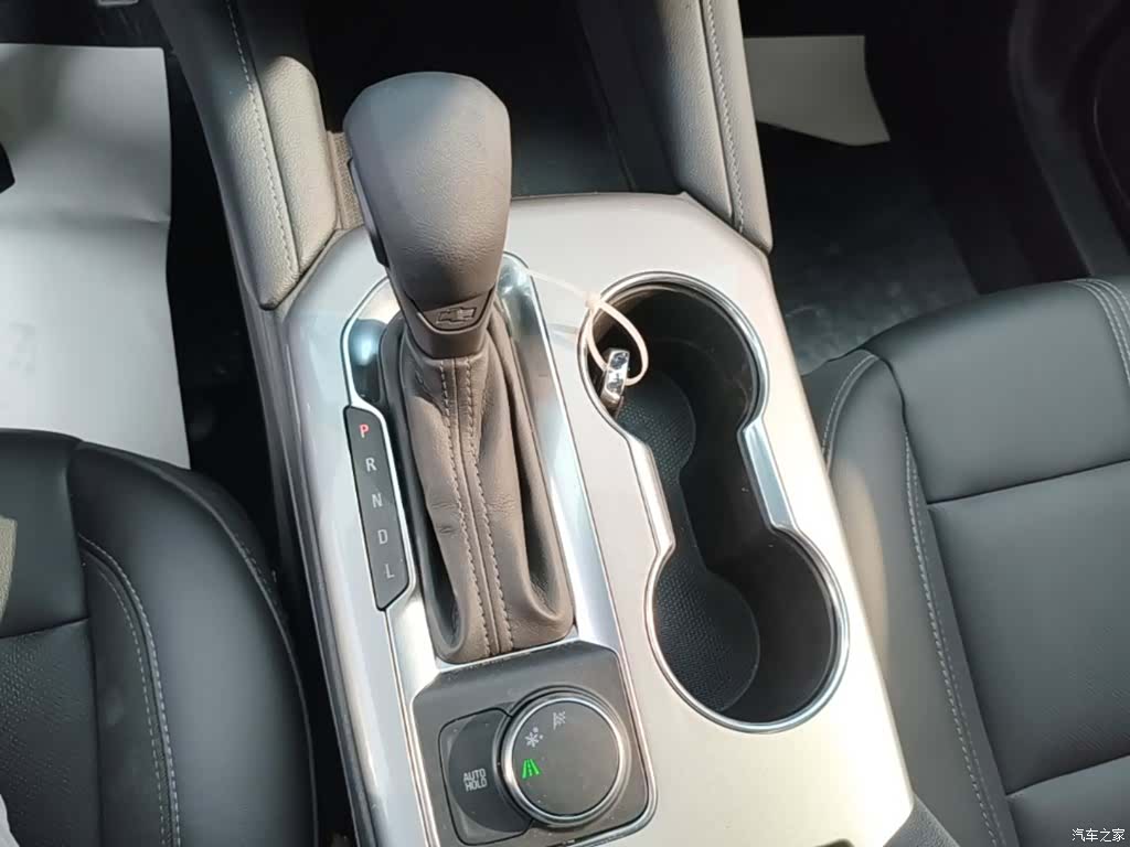 Chevrolet Blazer, 2023 14