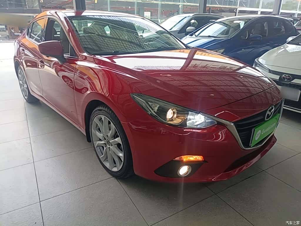 Mazda Mazda3, 2014 4