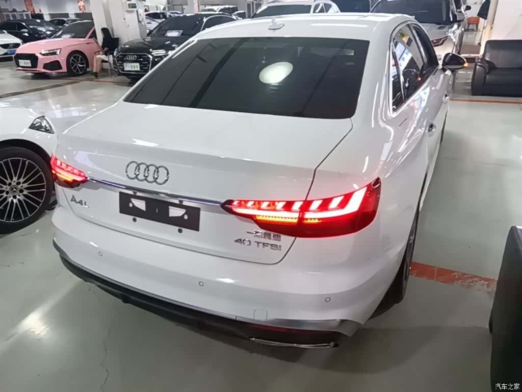 Audi A4L, 2021 7